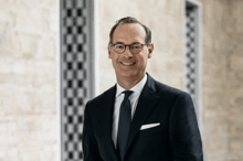 Allianz extends chief executive Oliver Bäte's tenure